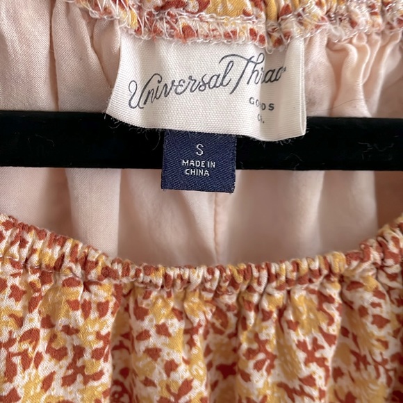 Universal Threads dress - Picture 3 of 3